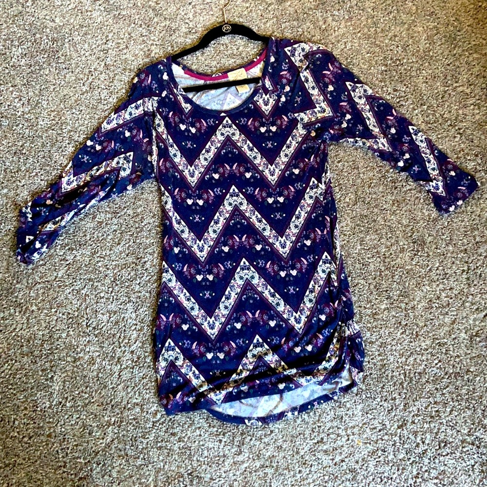 Floral pattern quarter sleeve t shirt